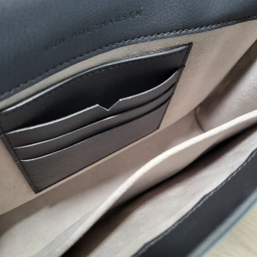 Von Holzhausen Black Magnetic Clutch Wallet Pouch Vegan Leather Hand Held Purse